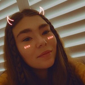 Meet your Posher, Cara